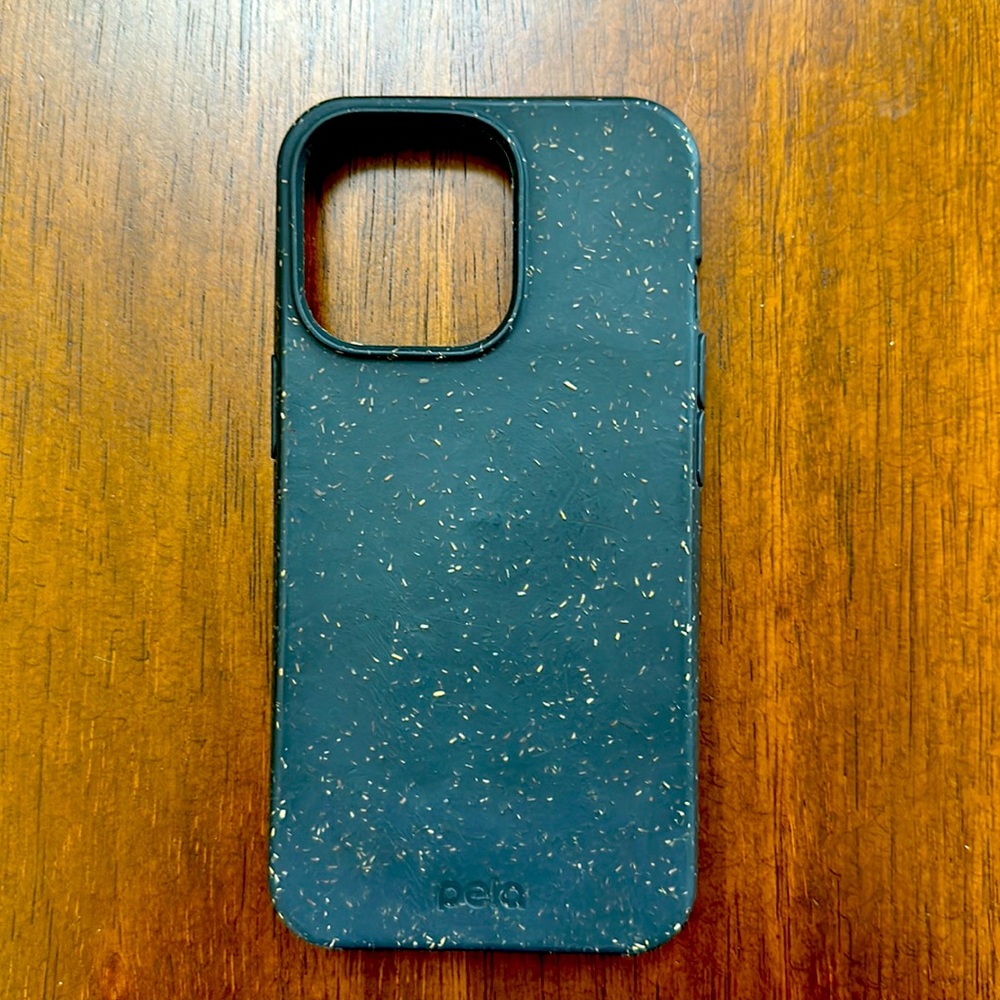 LIKE NEW 13 Pro Pela Case